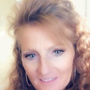 Meet your Posher, Suzanne